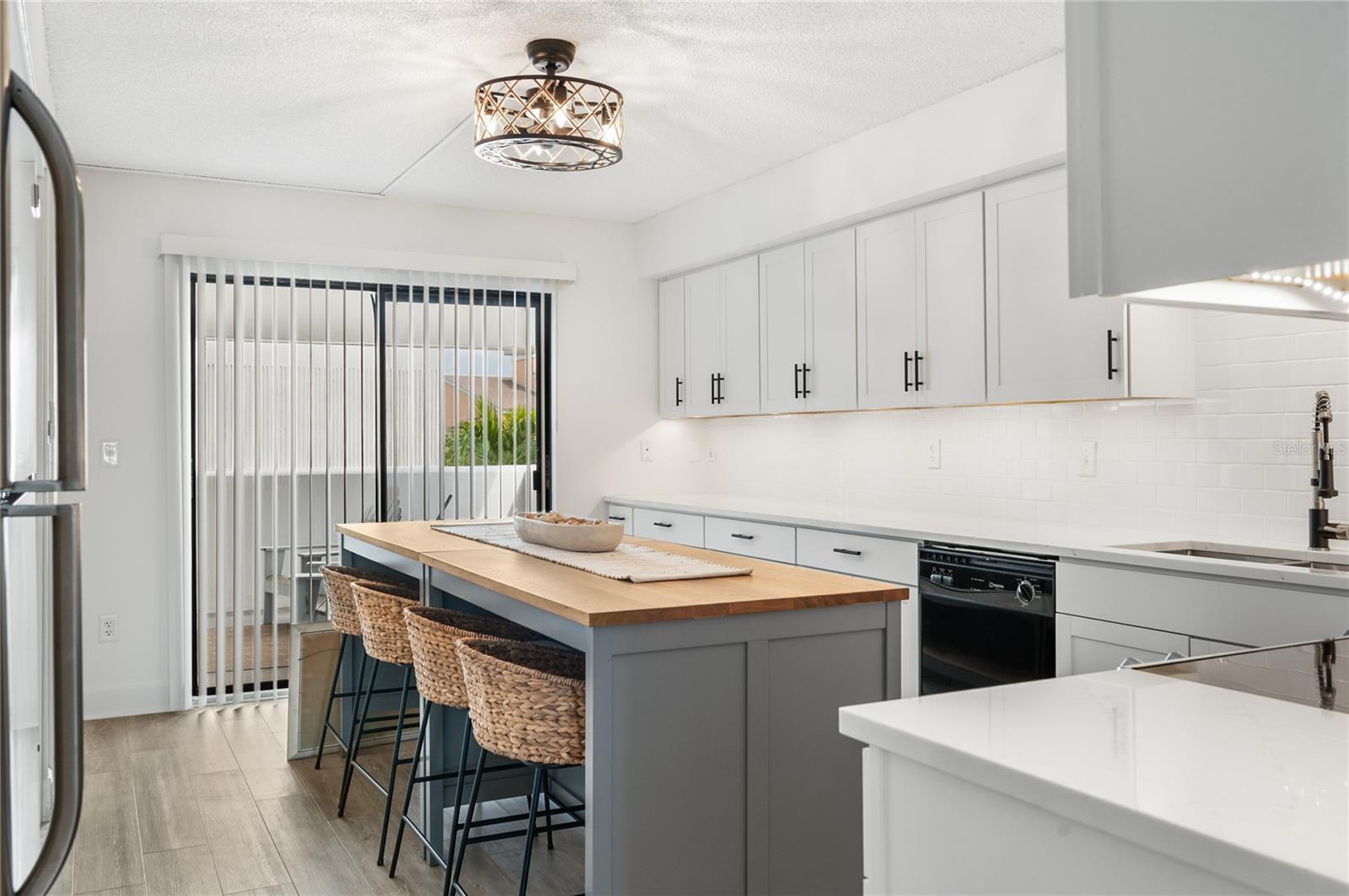 1007 Gulf Unit 106, Bradenton Beach, FL 34217