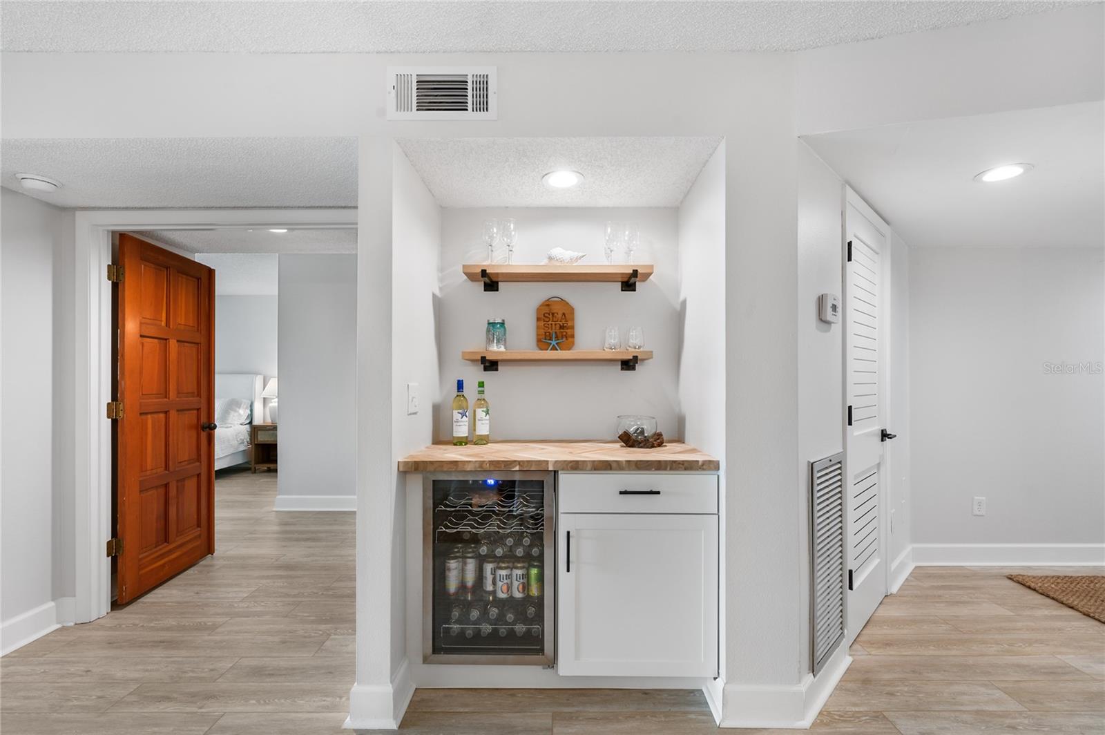 1007 Gulf Unit 106, Bradenton Beach, FL 34217