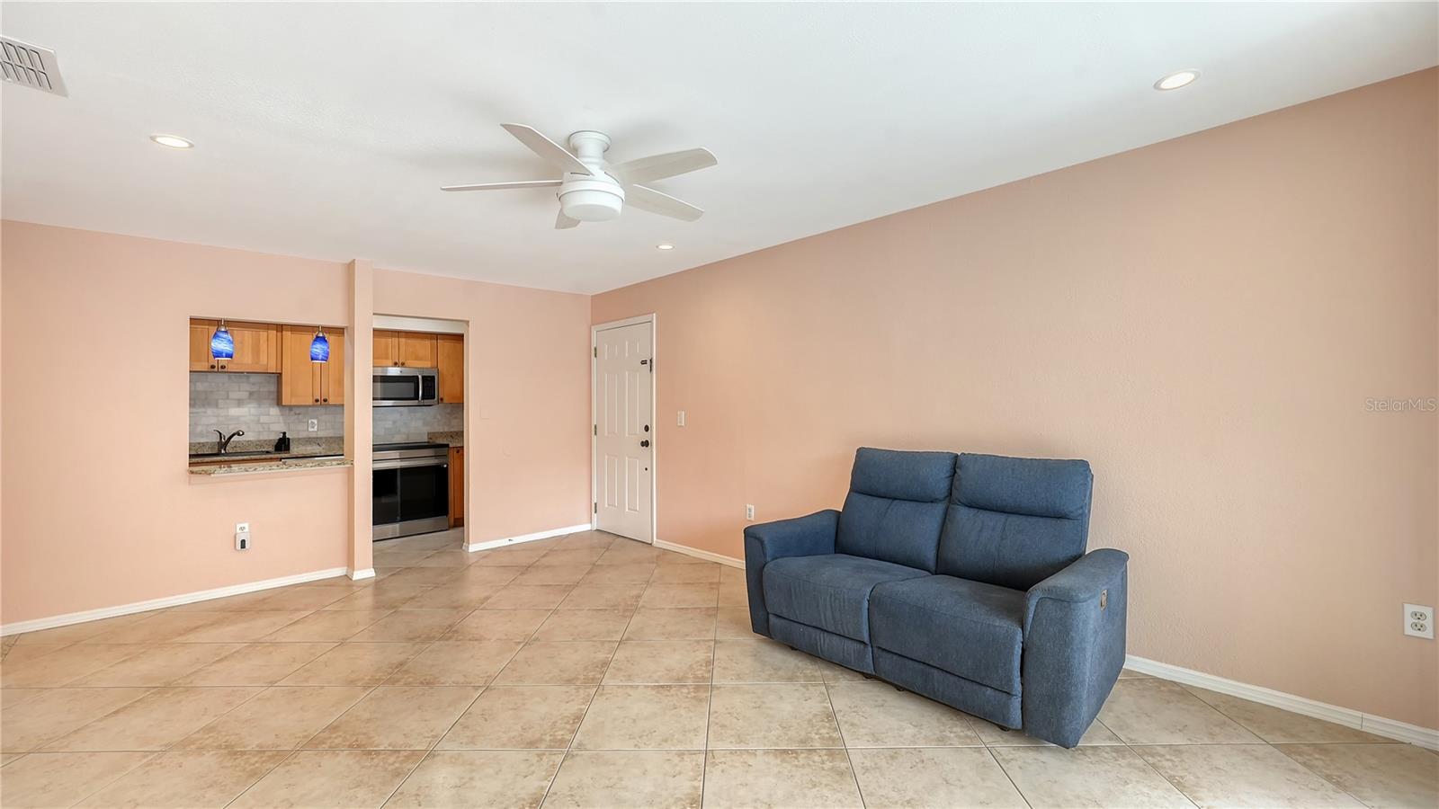 631 Orange Unit 208, Sarasota, FL 34236