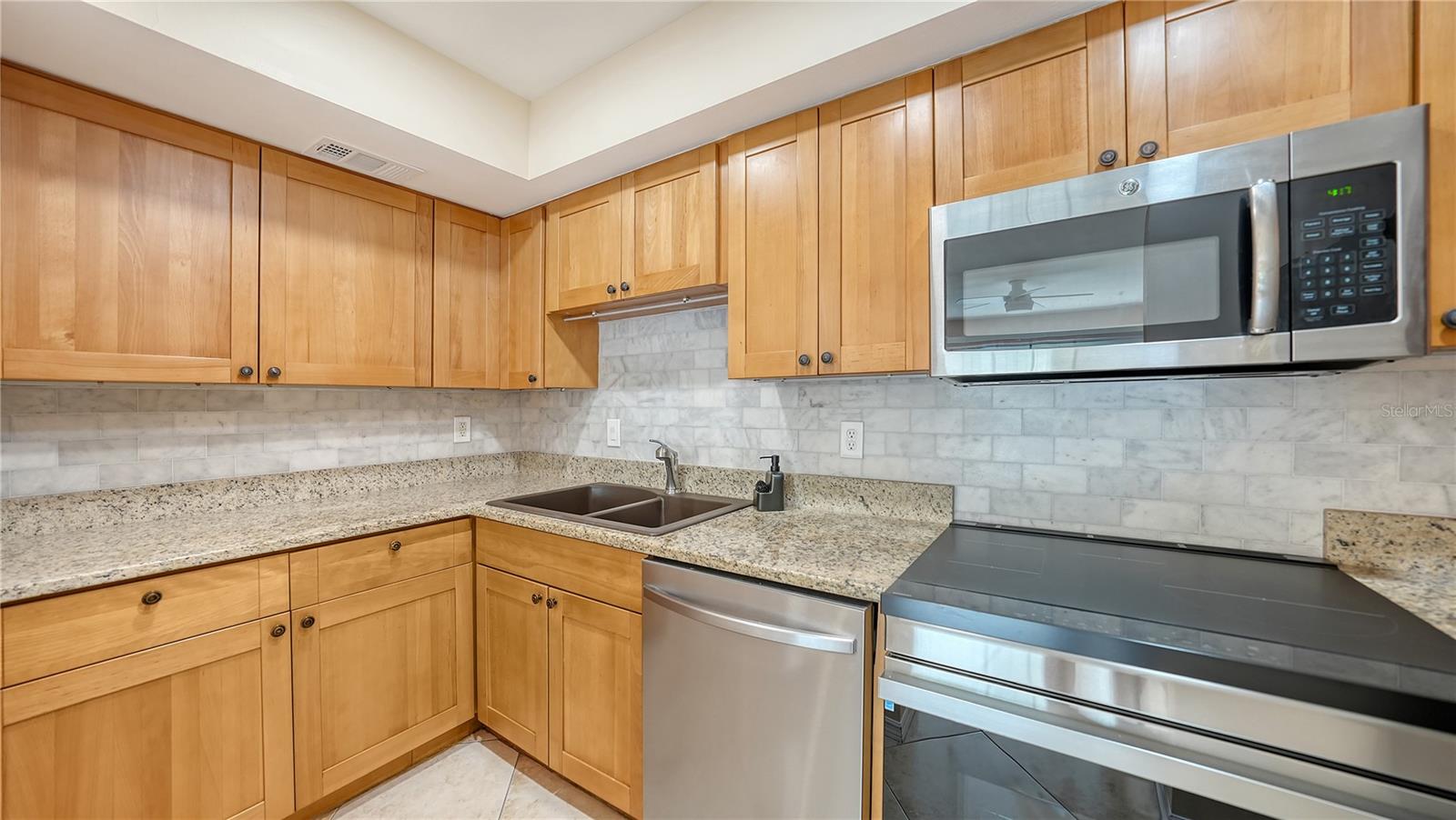631 Orange Unit 208, Sarasota, FL 34236