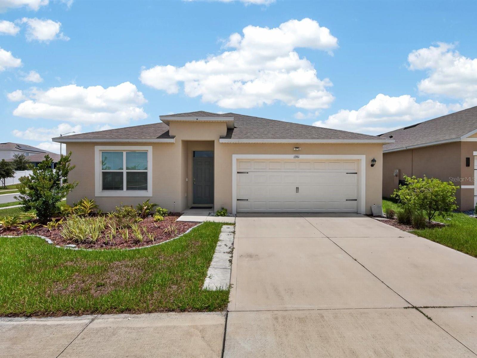 1961 Victoria, Davenport, FL 33837