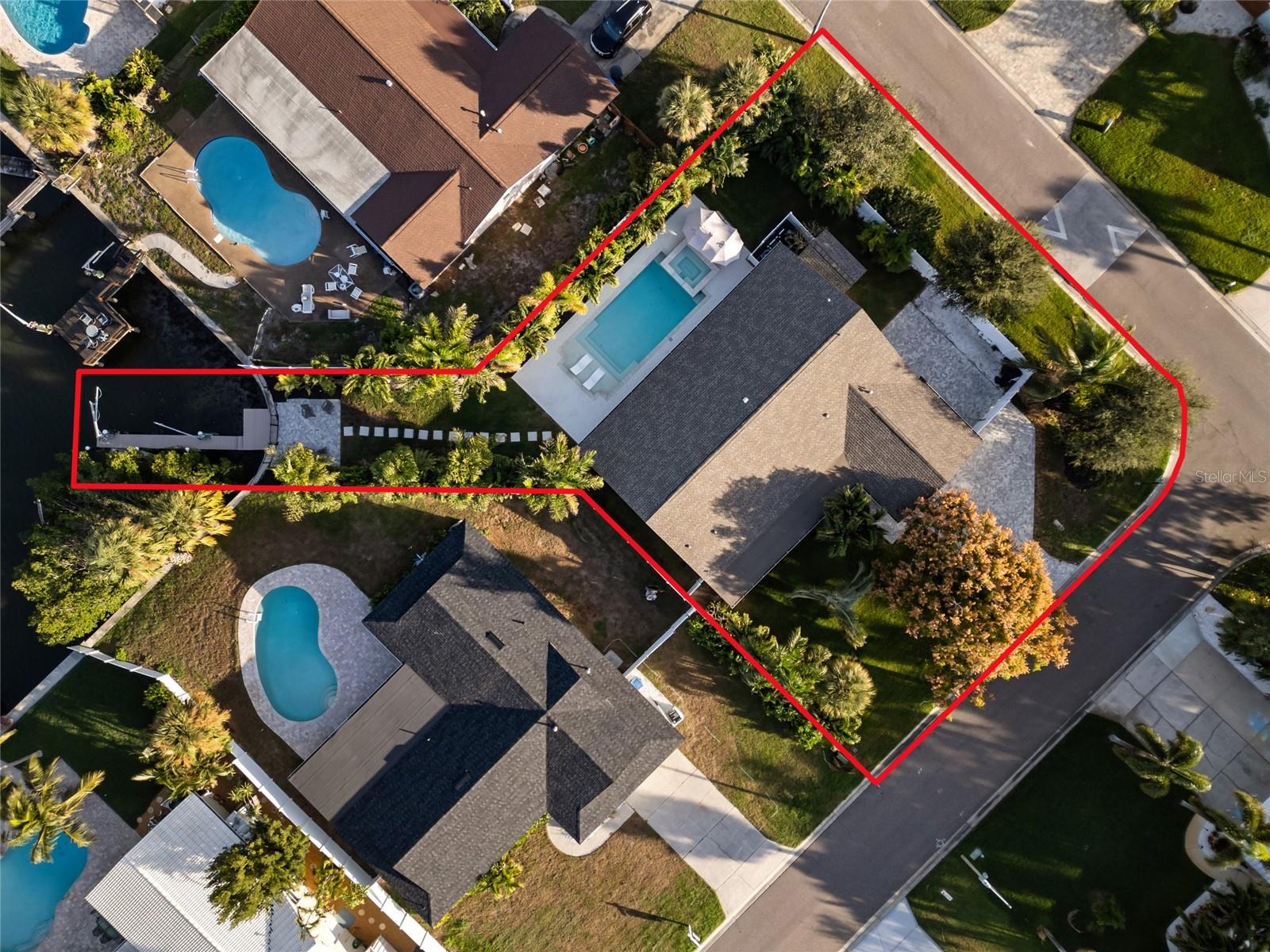 4592 40th, St Petersburg, FL 33711