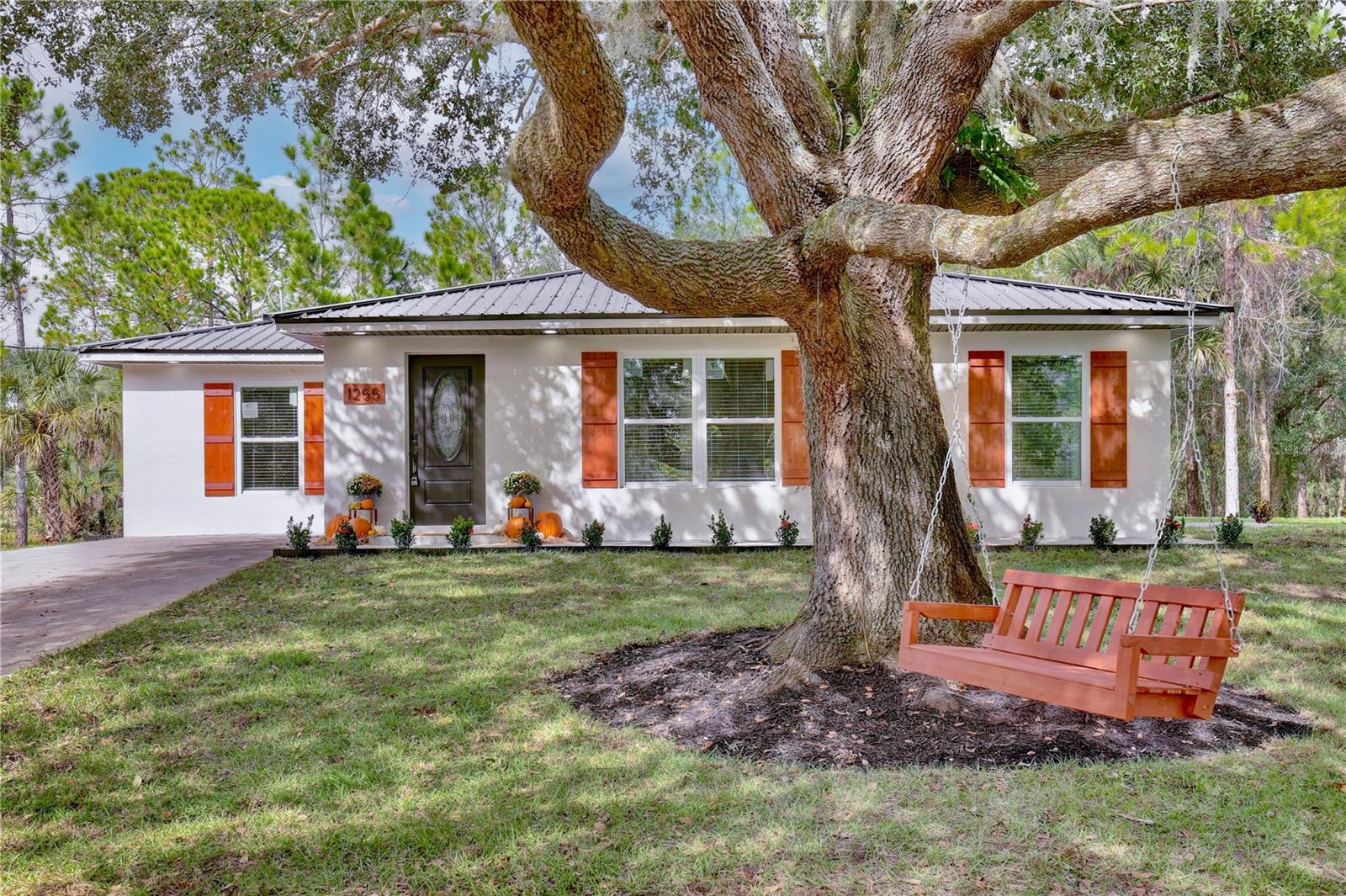 1255 Flint, Geneva, FL 32732