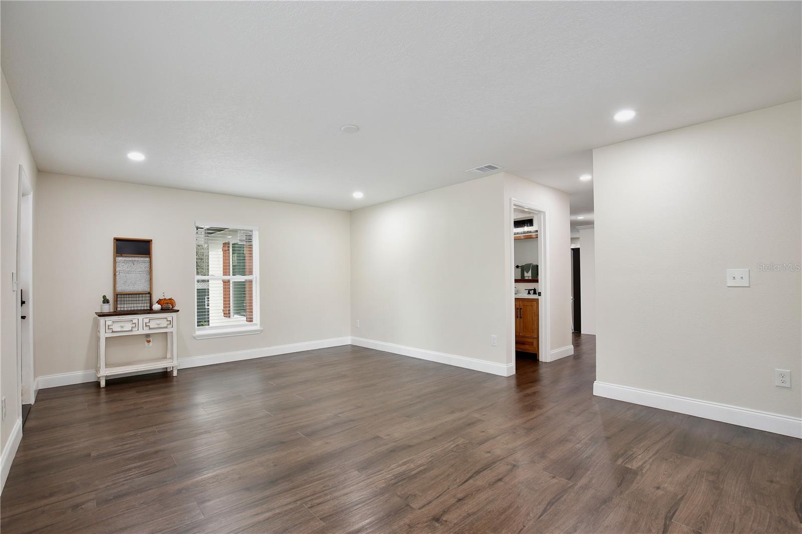 1255 Flint, Geneva, FL 32732