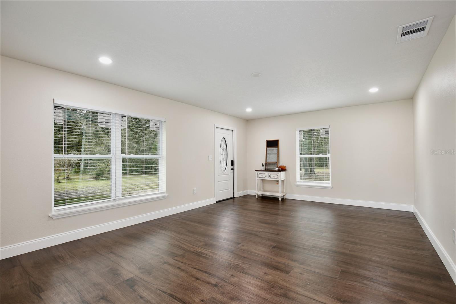 1255 Flint, Geneva, FL 32732