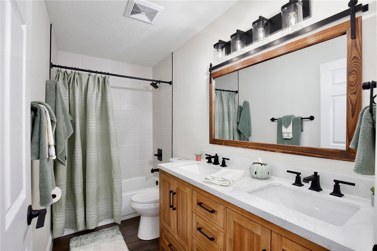 1255 Flint, Geneva, FL 32732