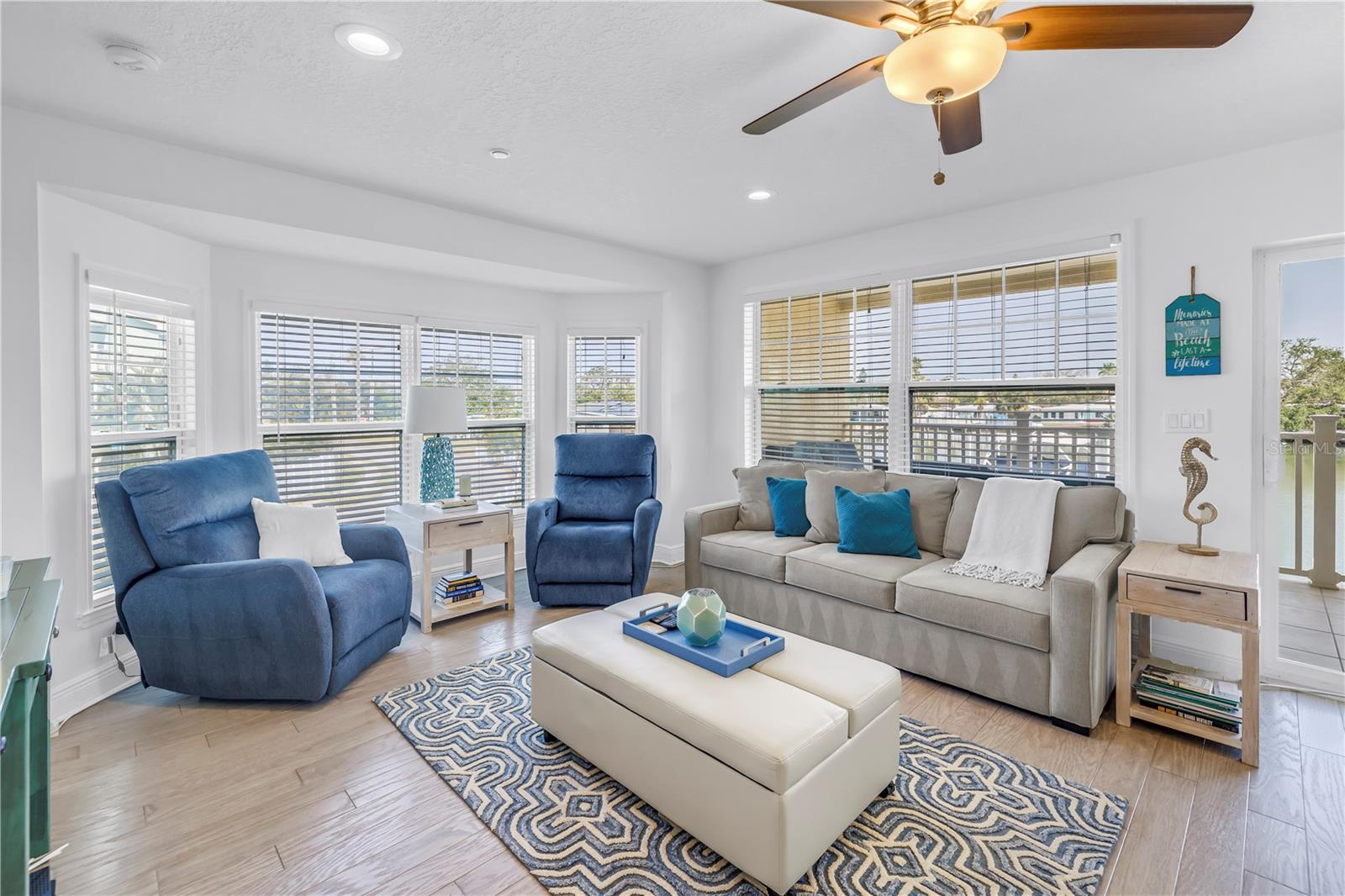 100 Windrush Unit 1, Indian Rocks Beach, FL 33785