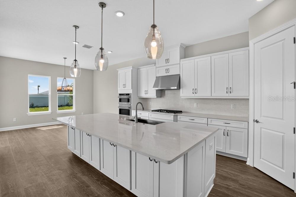 13827 Buchanan, Palmetto, FL 34221