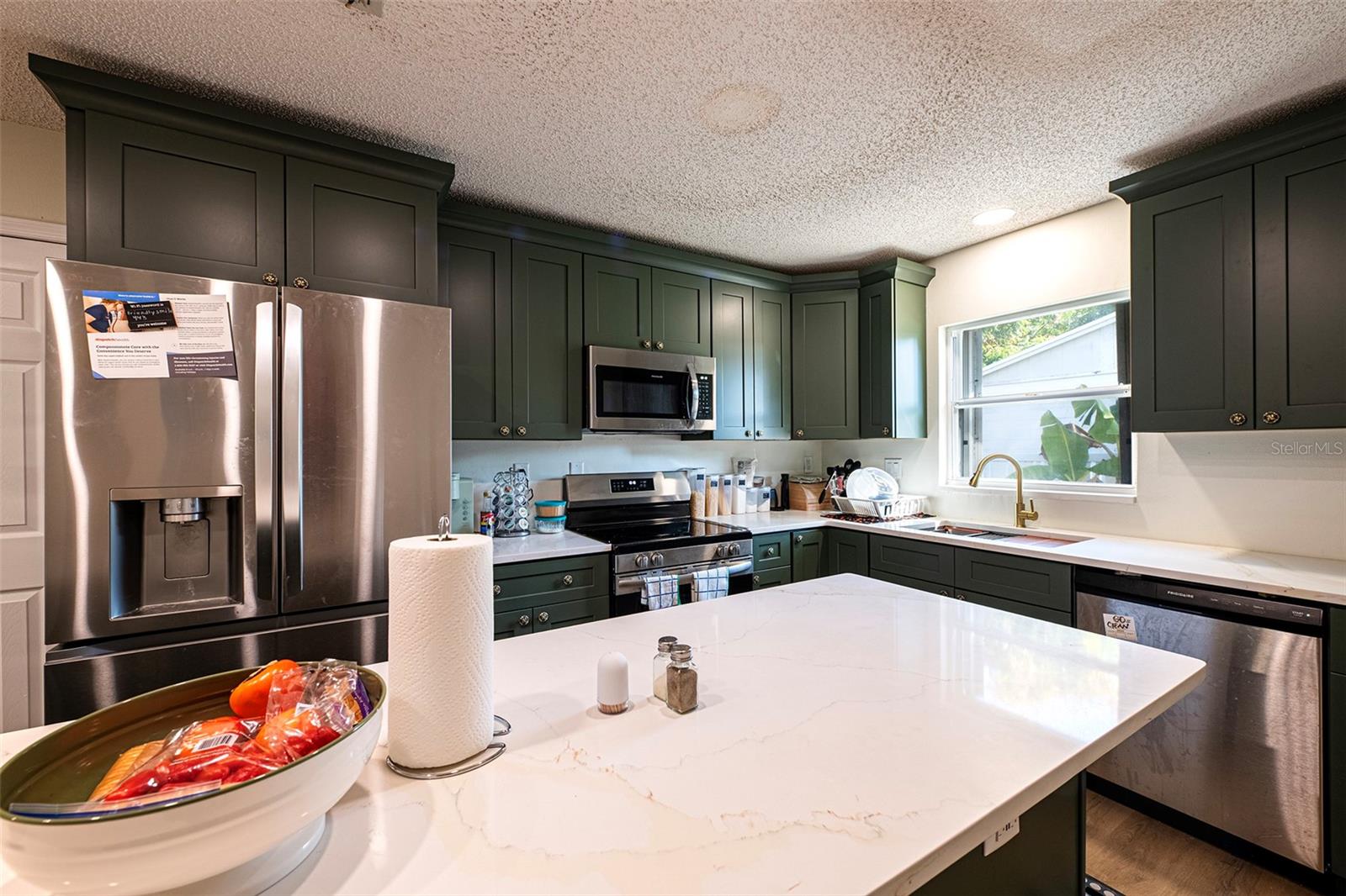 6401 Cedarbrook, Pinellas Park, FL 33782