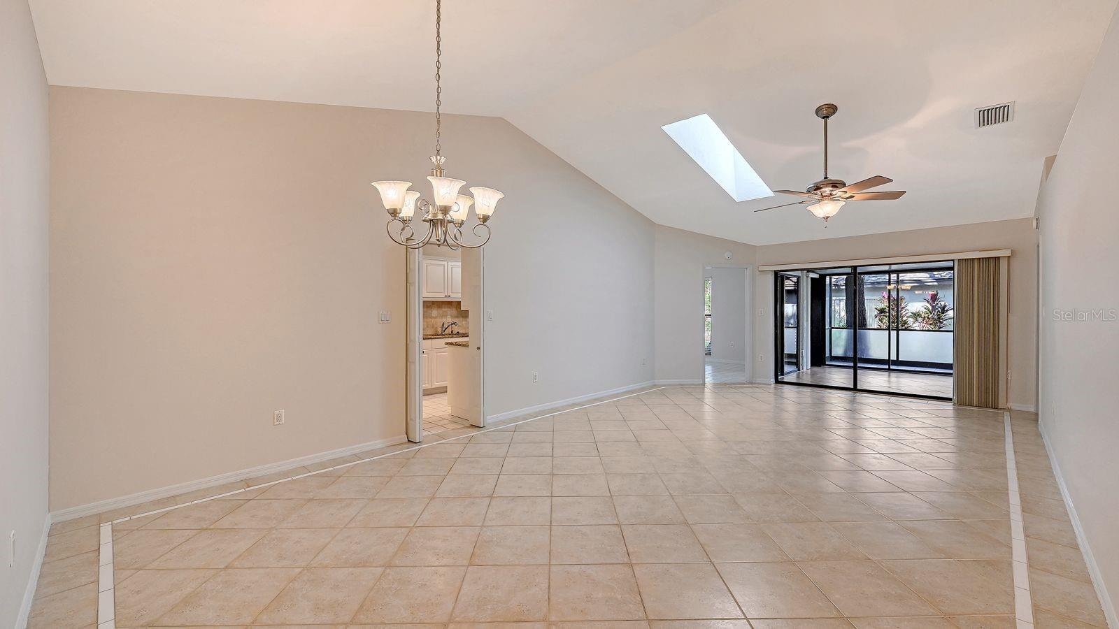 4799 Oak Forest Unit 43, Sarasota, FL 34231