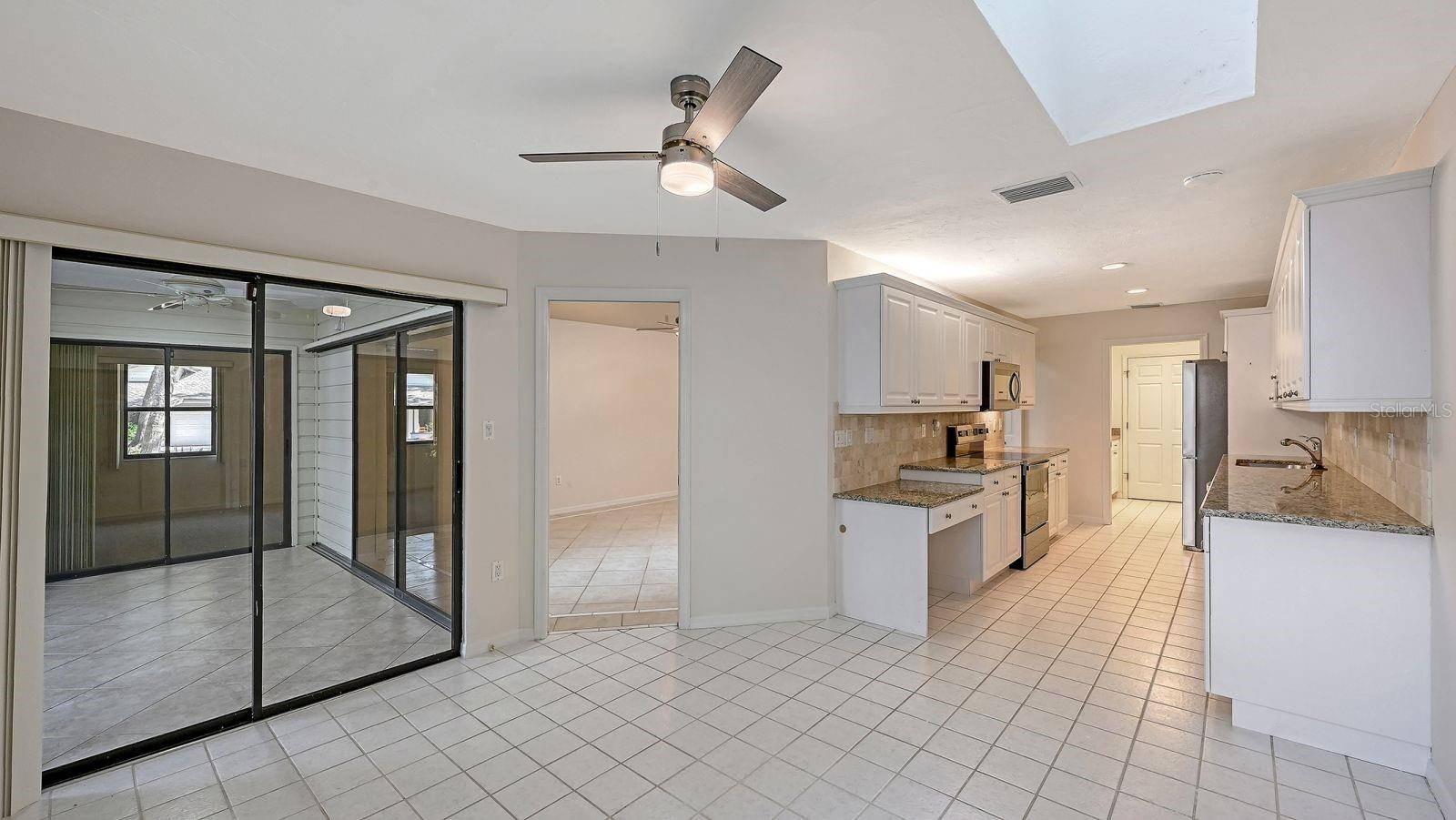 4799 Oak Forest Unit 43, Sarasota, FL 34231