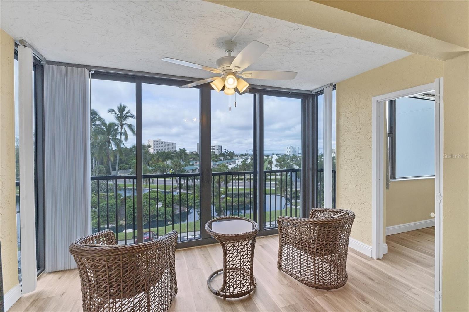 5855 Midnight Pass Unit 420, Sarasota, FL 34242