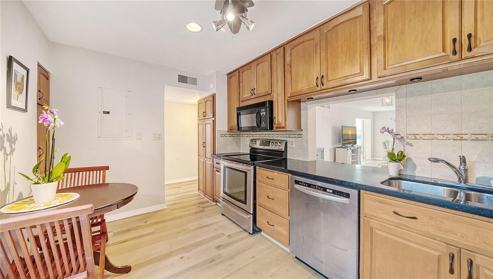 4500 Gulf of Mexico Unit 206, Longboat Key, FL 34228