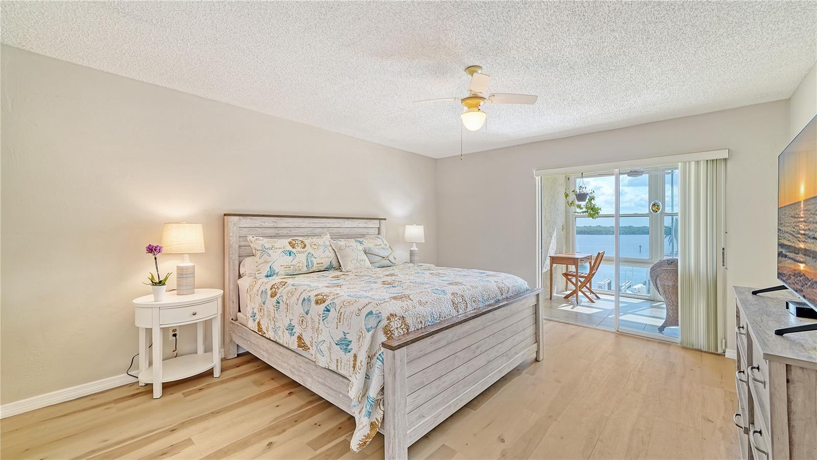 4500 Gulf of Mexico Unit 206, Longboat Key, FL 34228