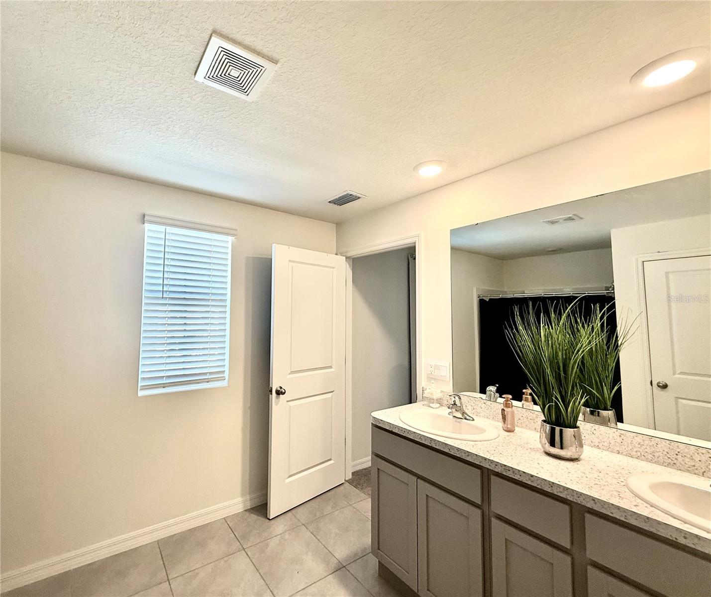 3727 Capri Coast, Plant City, FL 33565