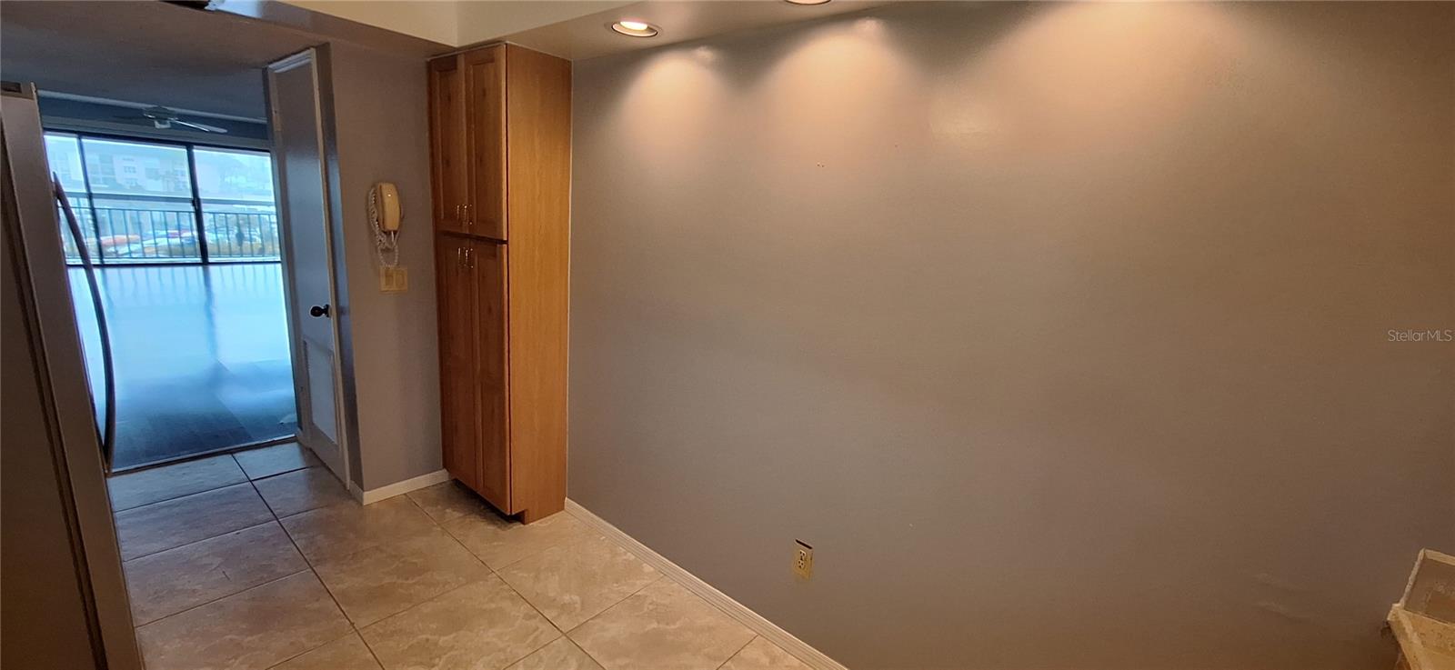 7907 Sailboat Key Unit 205, South Pasadena, FL 33707