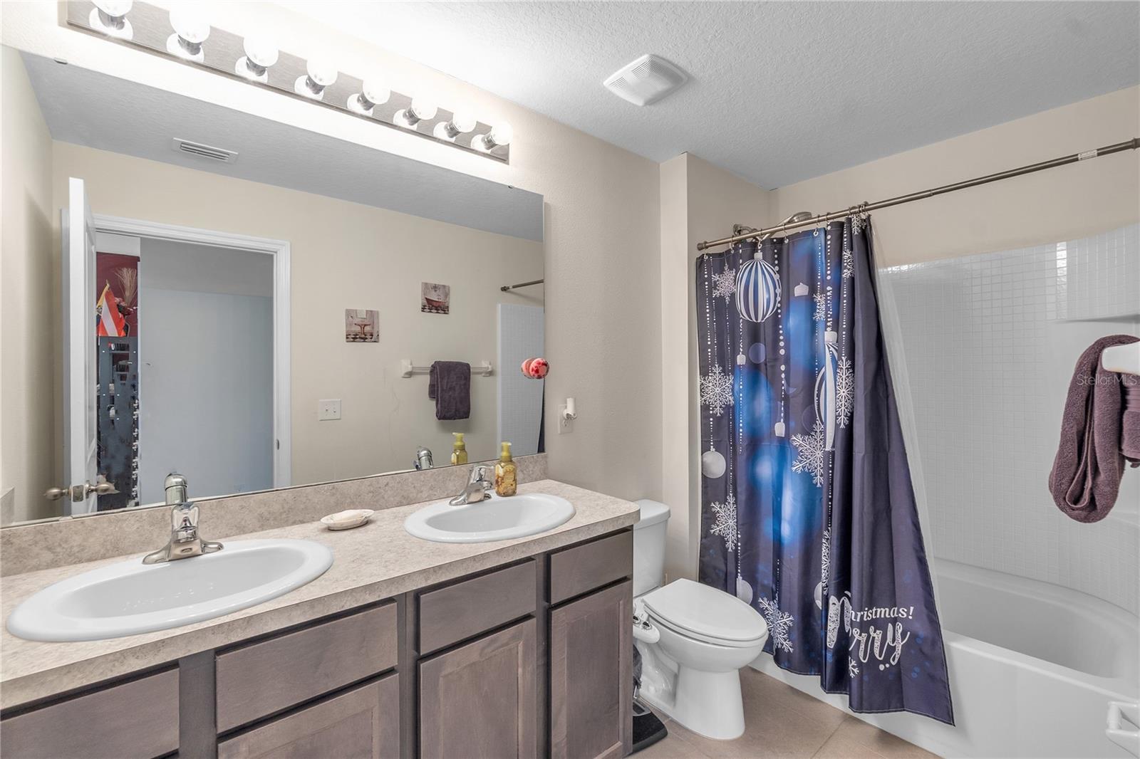 5330 San Palermo, Bradenton, FL 34208