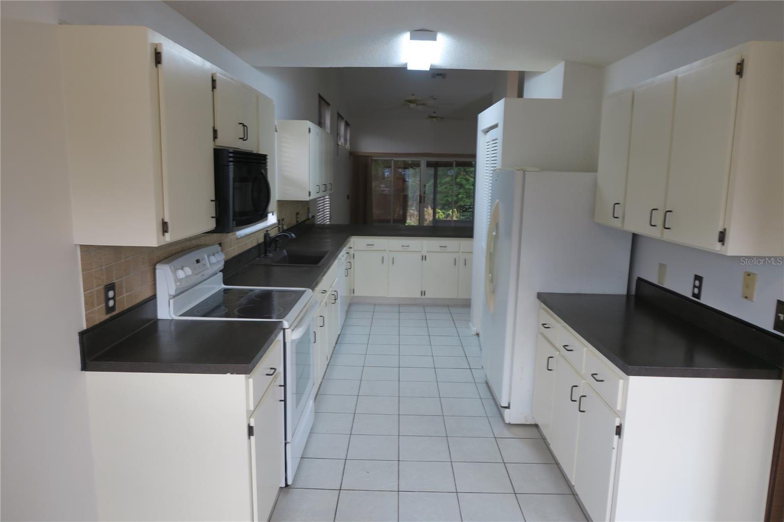 32512 Oak Park, Leesburg, FL 34748