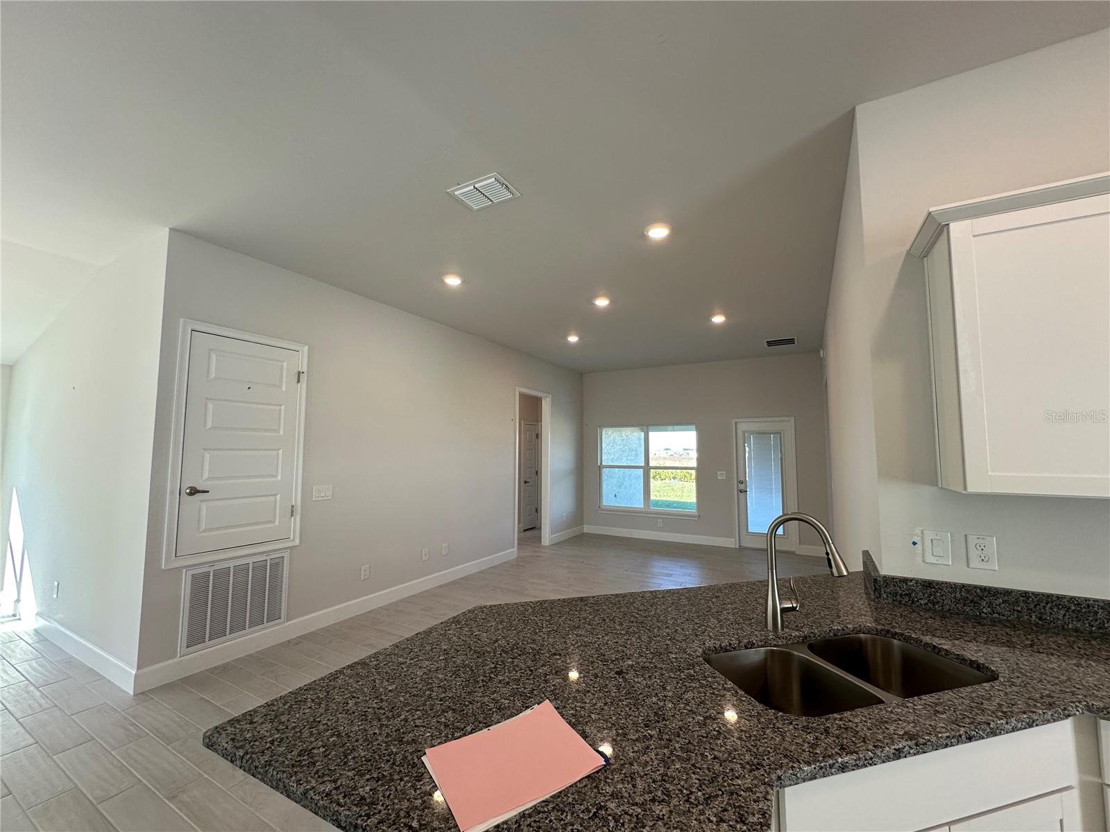 12543 48th, Oxford, FL 34484