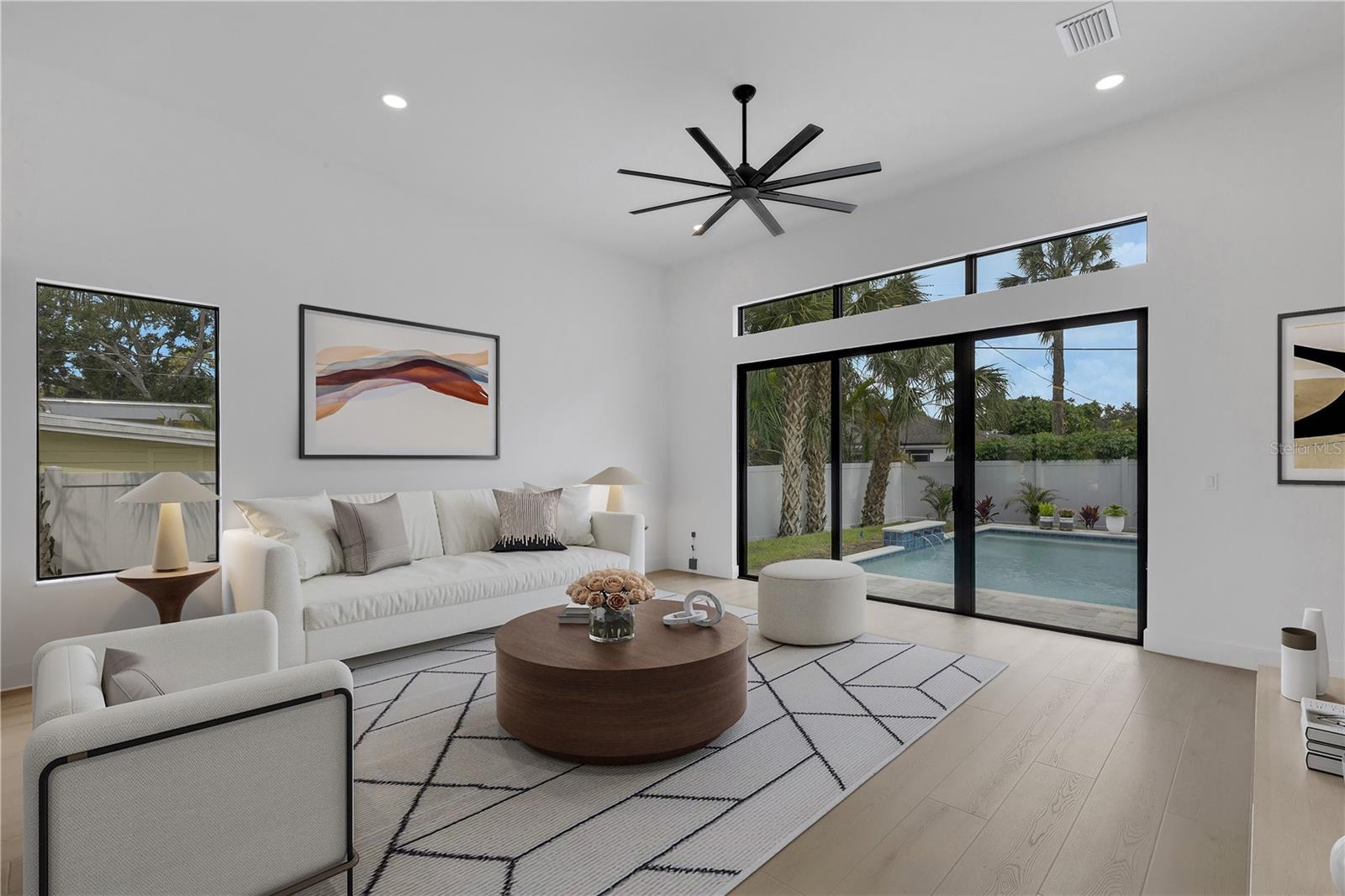 2069 Hibiscus, Sarasota, FL 34239