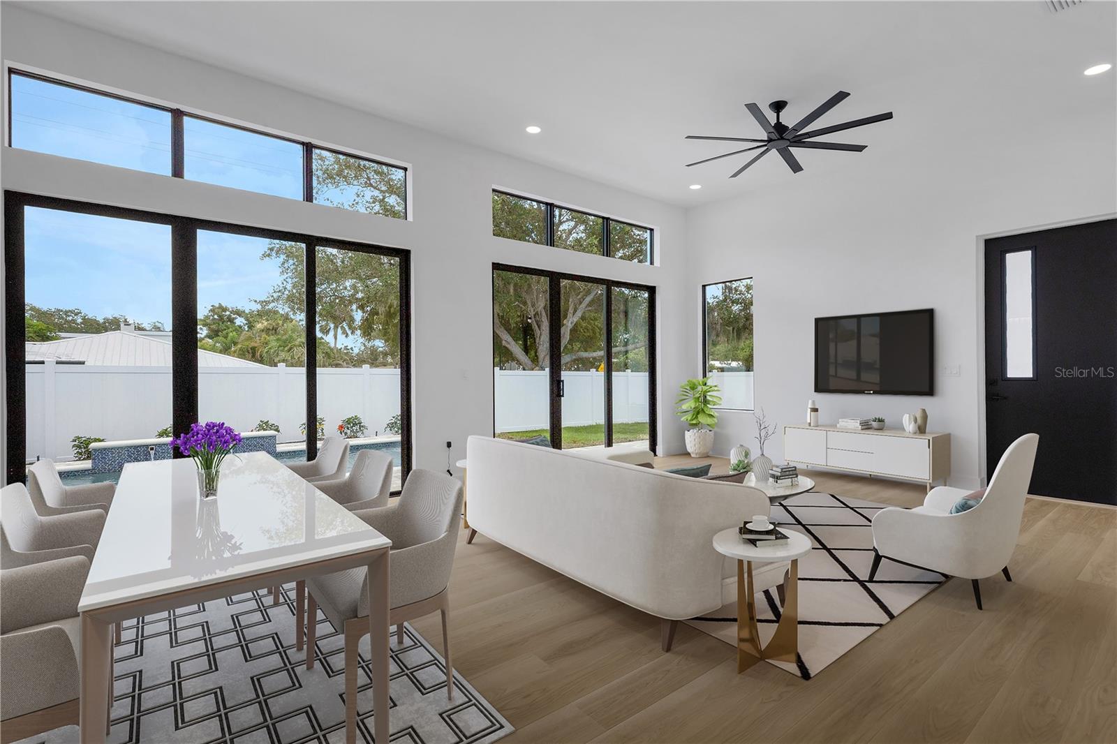 2079 Hibiscus, Sarasota, FL 34239