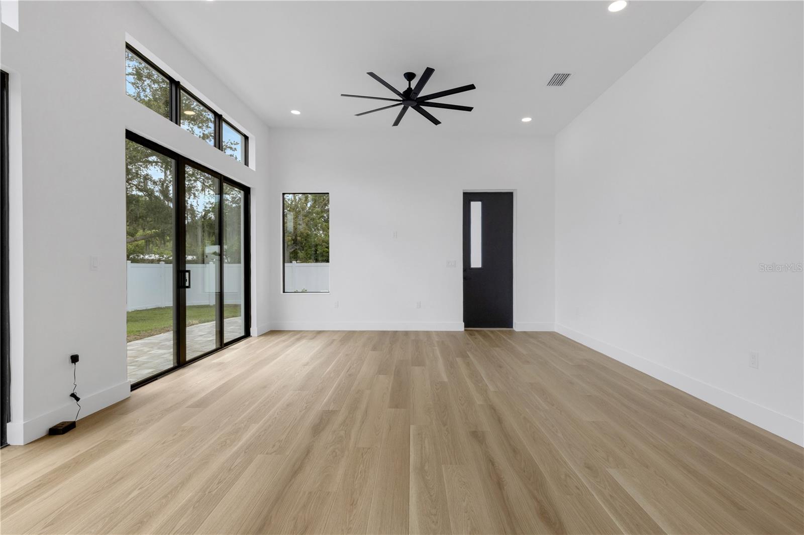 2079 Hibiscus, Sarasota, FL 34239