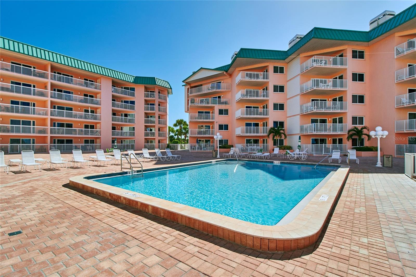 18400 Gulf Unit 1206, Indian Shores, FL 33785