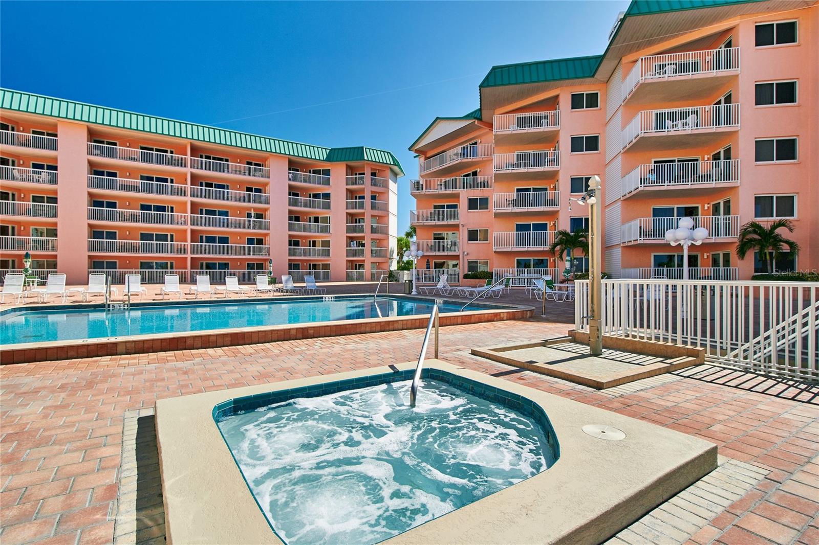 18400 Gulf Unit 1206, Indian Shores, FL 33785