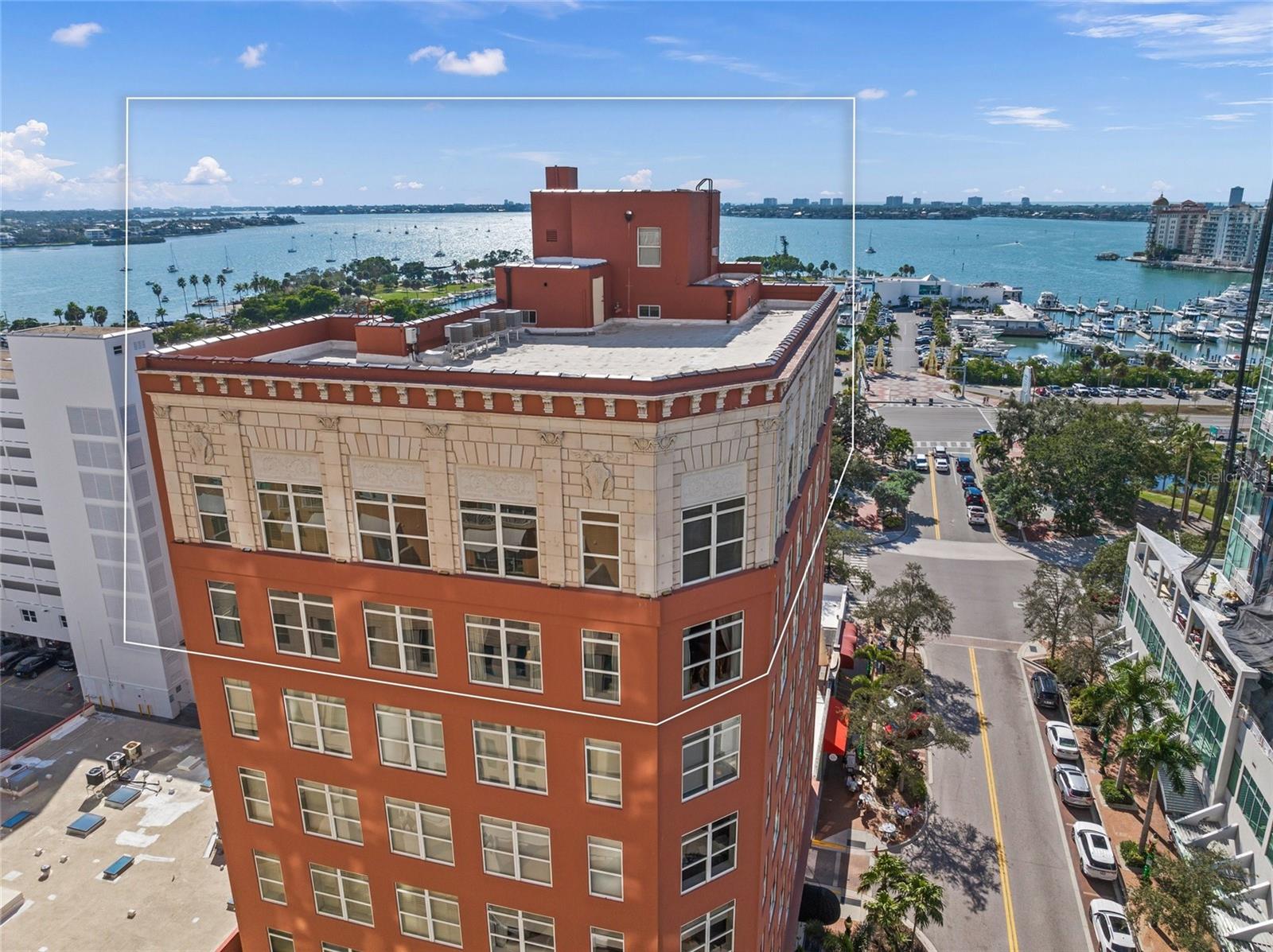 1330 Main Unit Ph 9 & 10, Sarasota, FL 34236