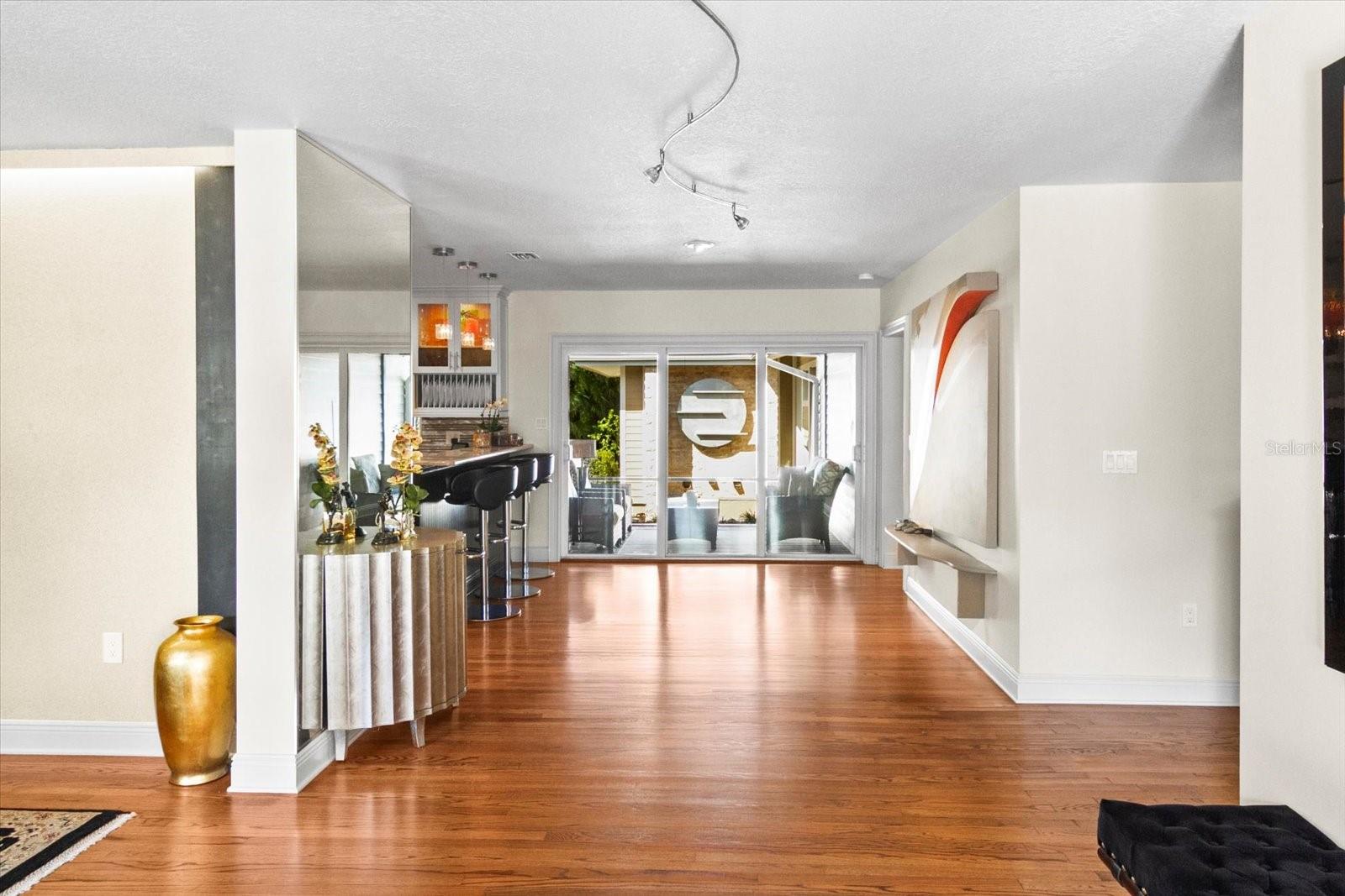 1538 Orange, Sarasota, FL 34239
