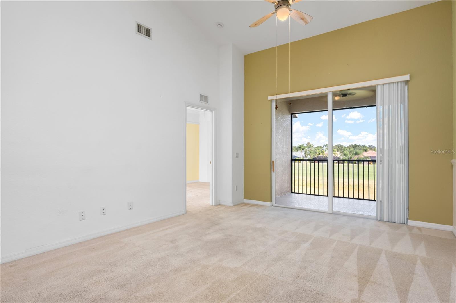 915 Fairwaycove Unit 204, Bradenton, FL 34212