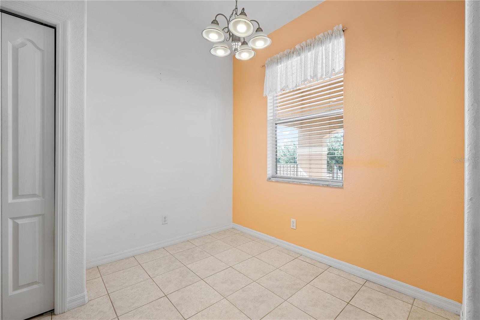 915 Fairwaycove Unit 204, Bradenton, FL 34212