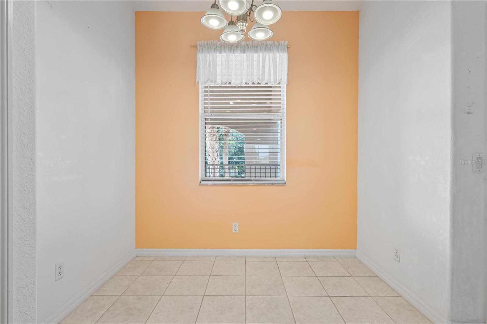 915 Fairwaycove Unit 204, Bradenton, FL 34212