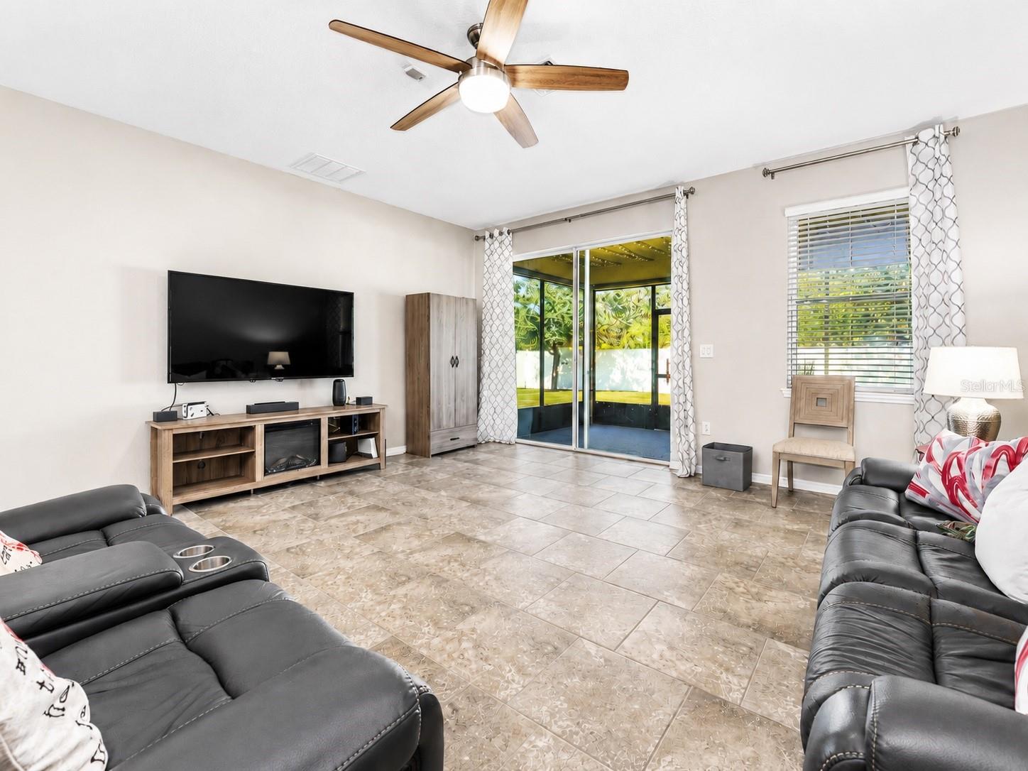 1889 Rustic Falls, Kissimmee, FL 34744