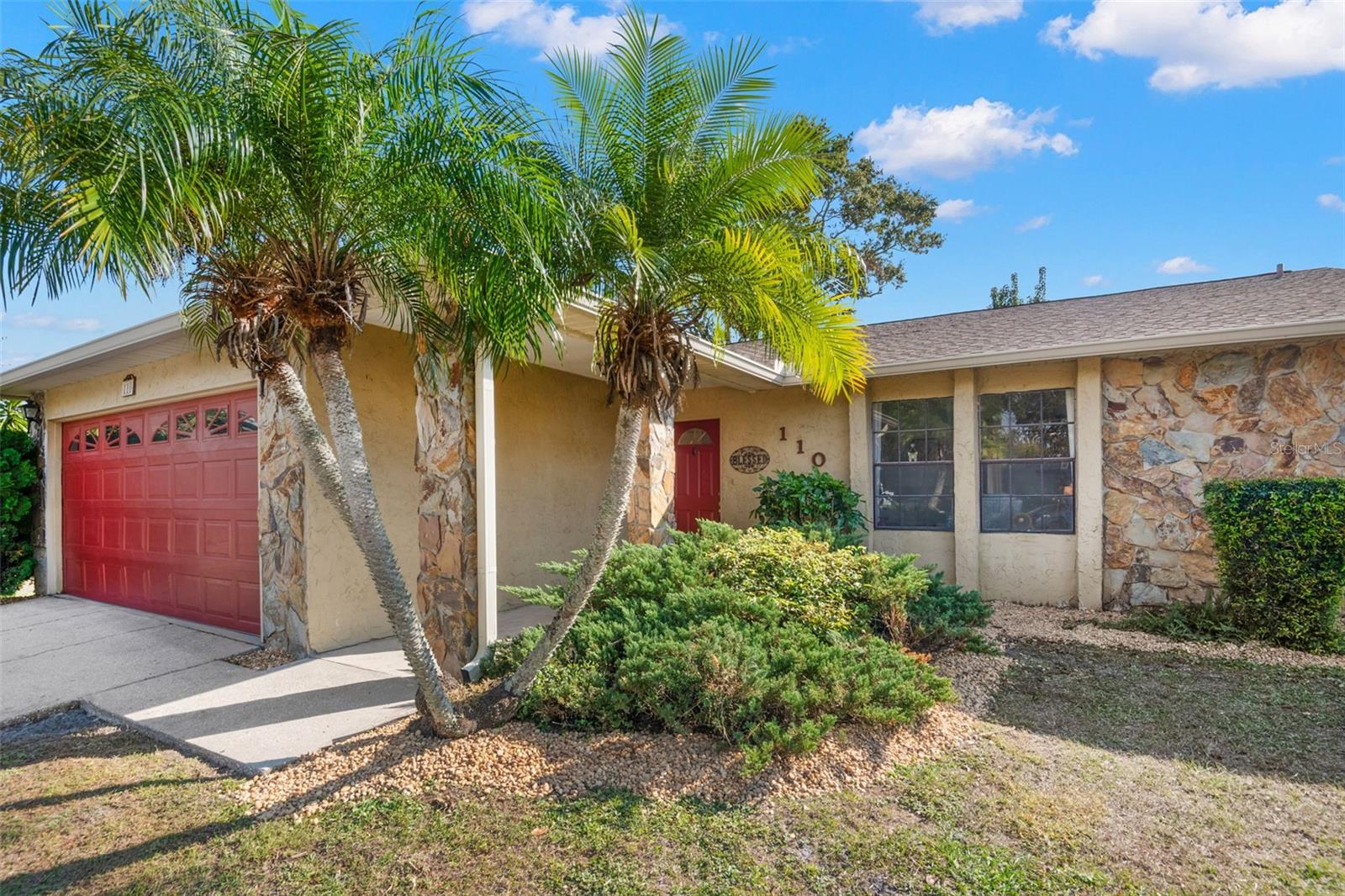 110 Meadowcross, Safety Harbor, FL 34695