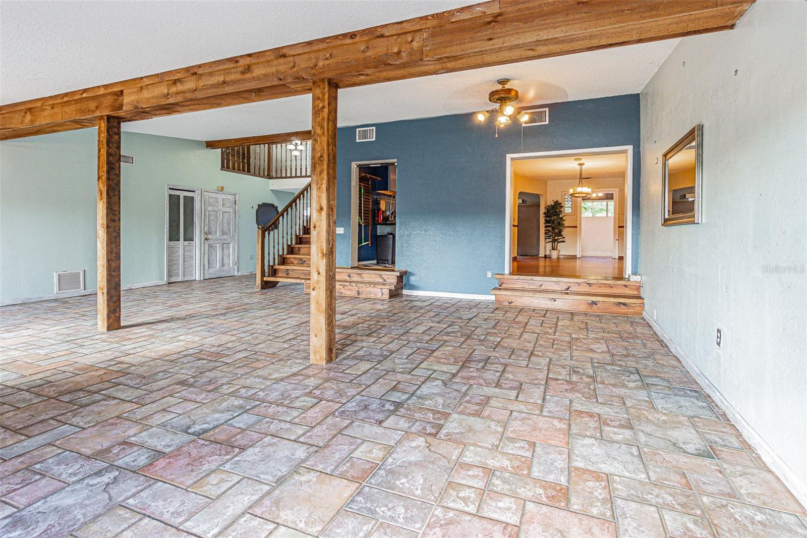 12510 Forest Hills, Tampa, FL 33612