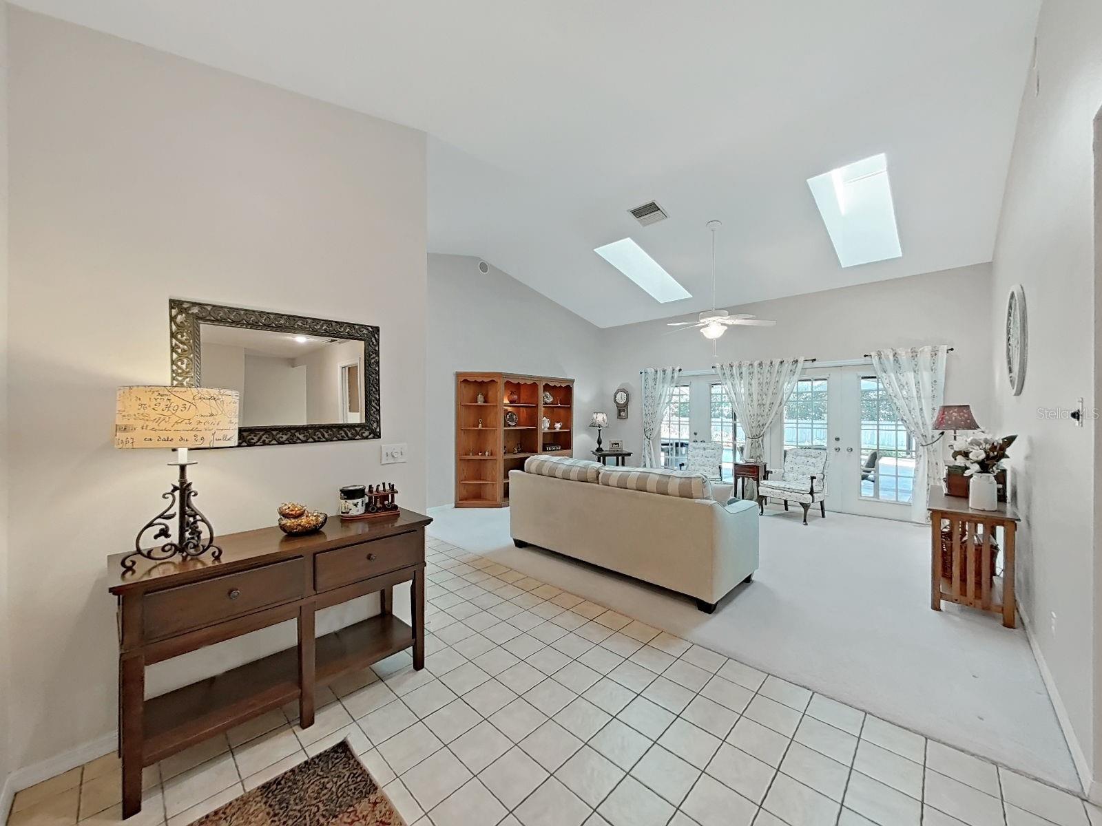 305 Running Horse, Seffner, FL 33584
