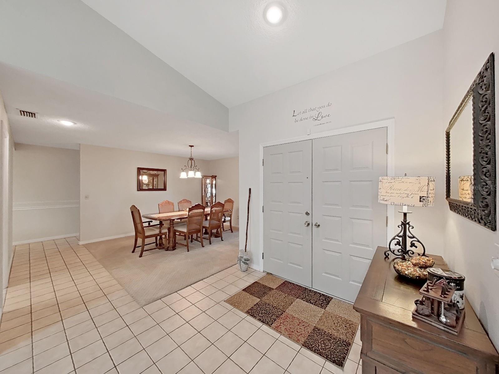 305 Running Horse, Seffner, FL 33584