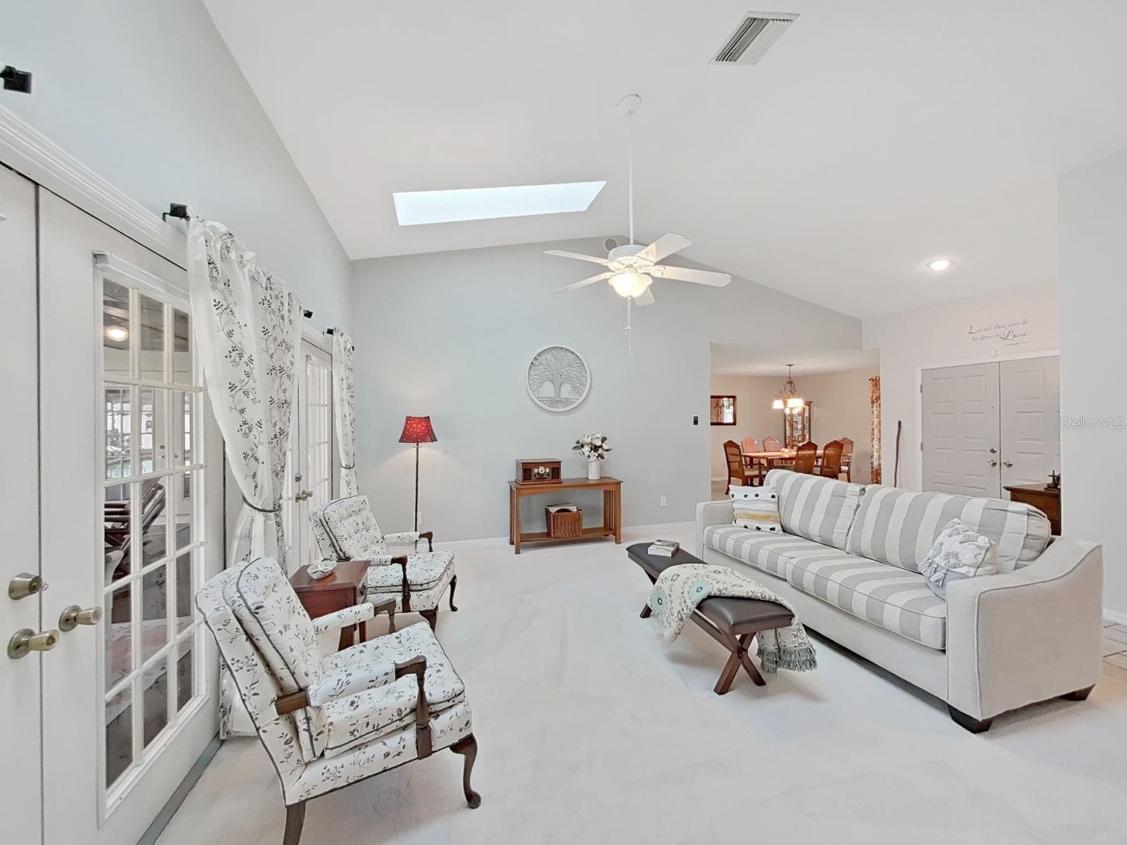 305 Running Horse, Seffner, FL 33584