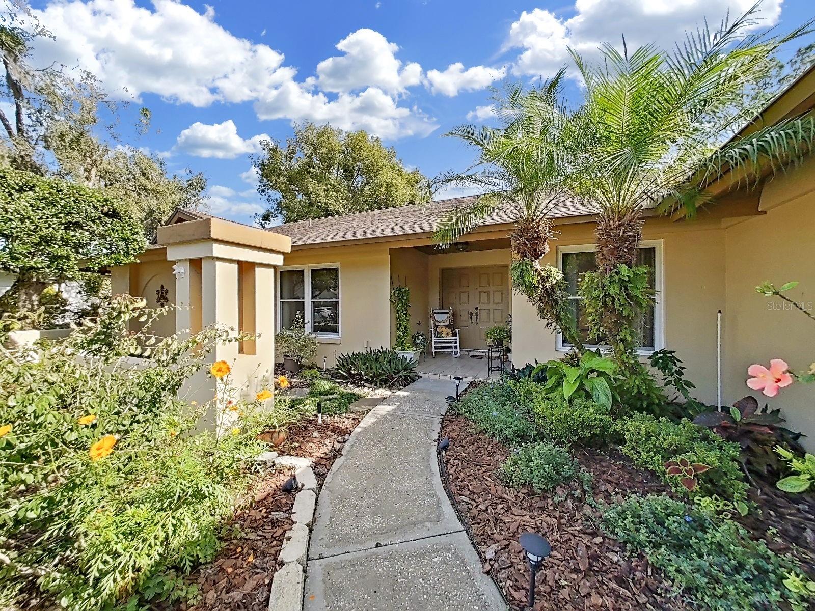 305 Running Horse, Seffner, FL 33584