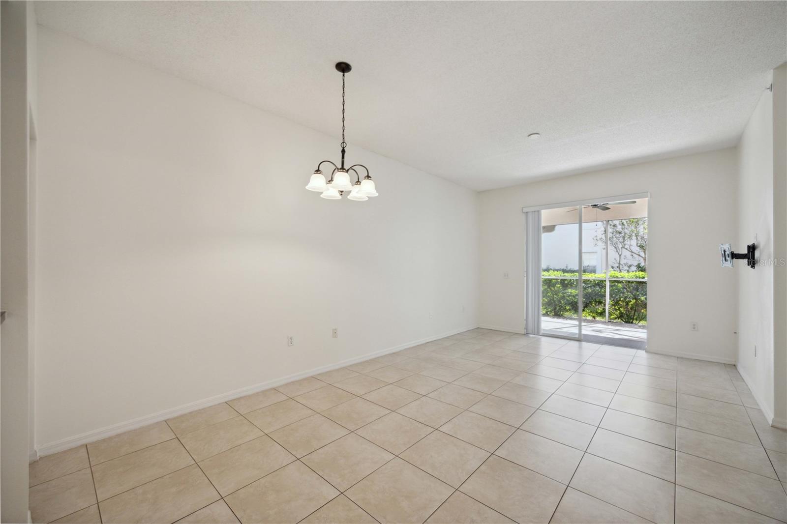 4260 Central Sarasota Unit 213, Sarasota, FL 34238