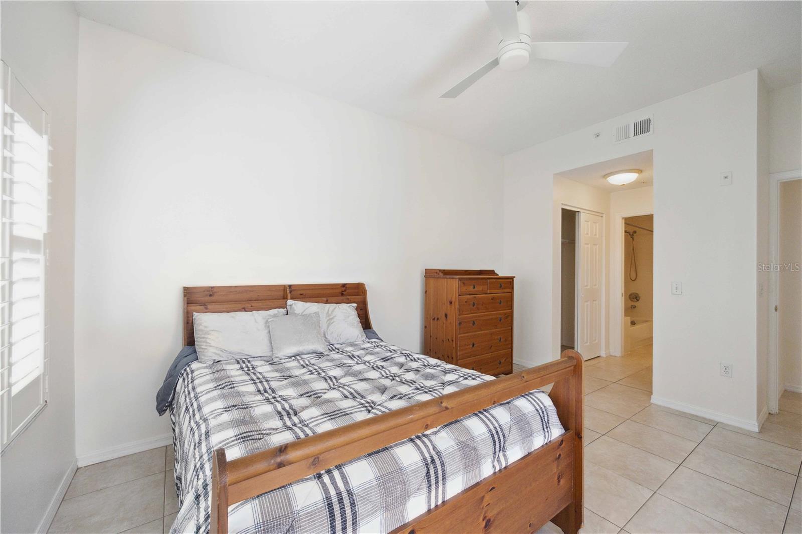 4260 Central Sarasota Unit 213, Sarasota, FL 34238