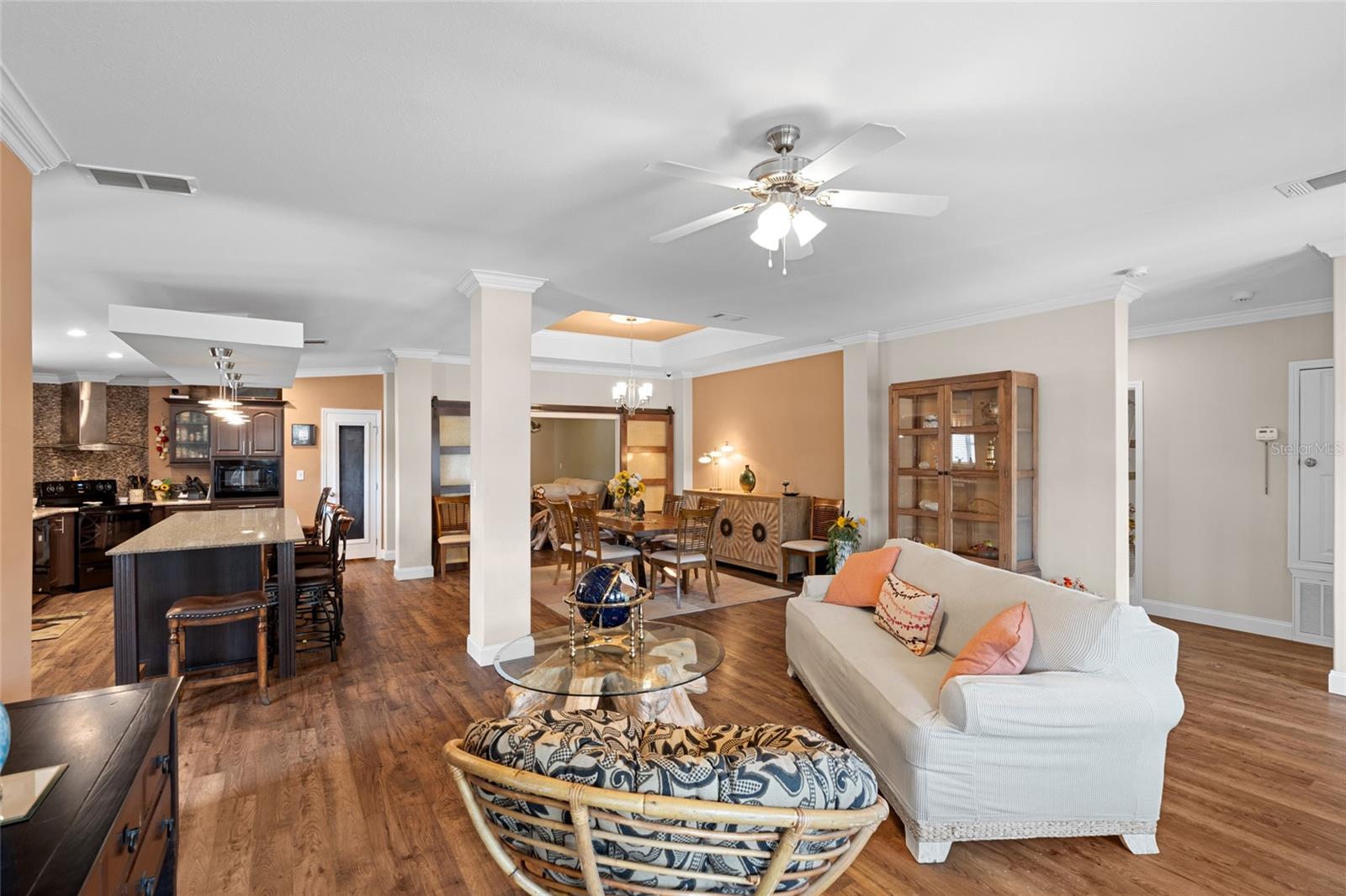 2715 9th, St Petersburg, FL 33713