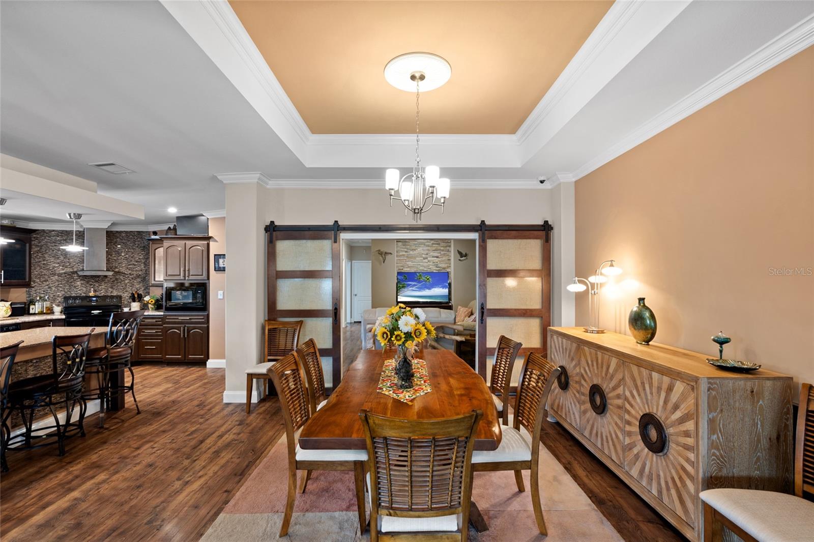 2715 9th, St Petersburg, FL 33713