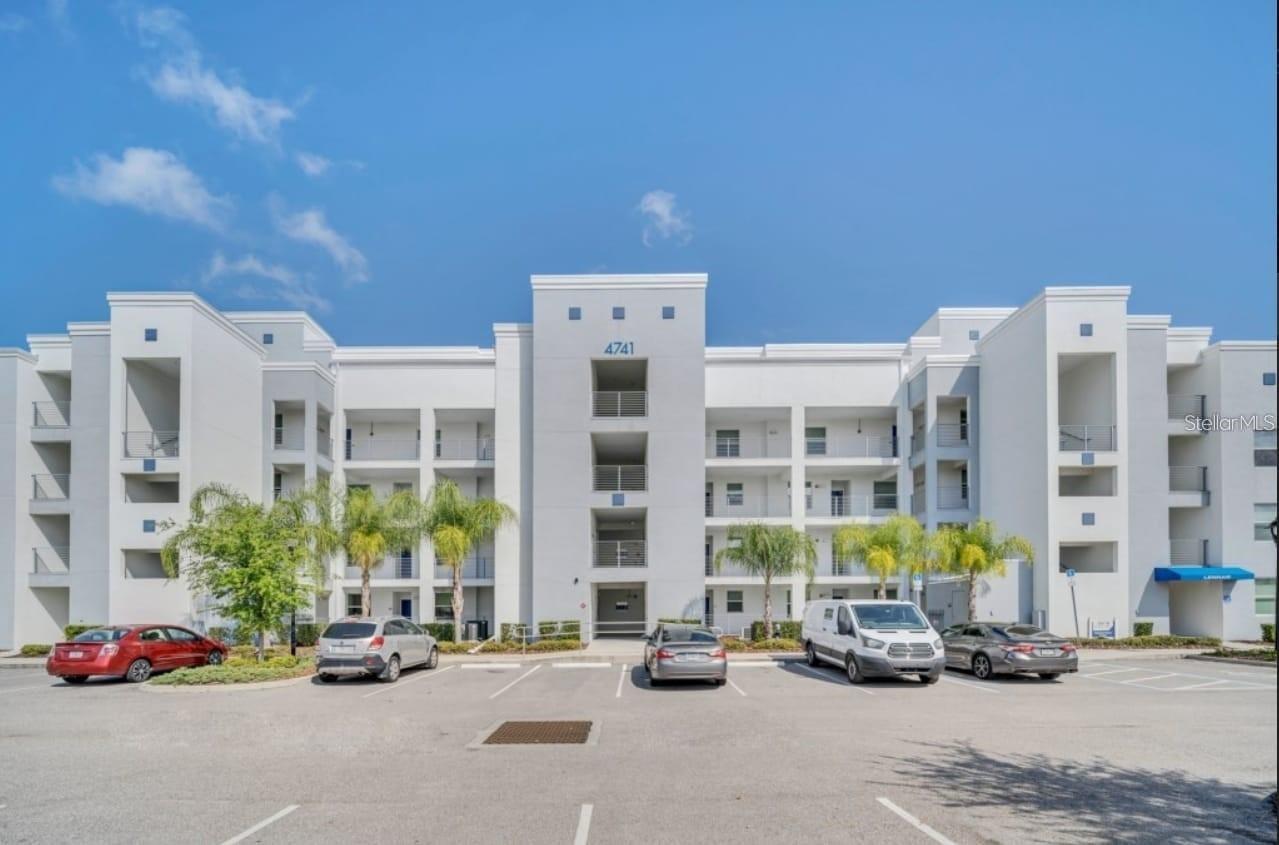4741 Clock Tower Unit 208, Kissimmee, FL 34746