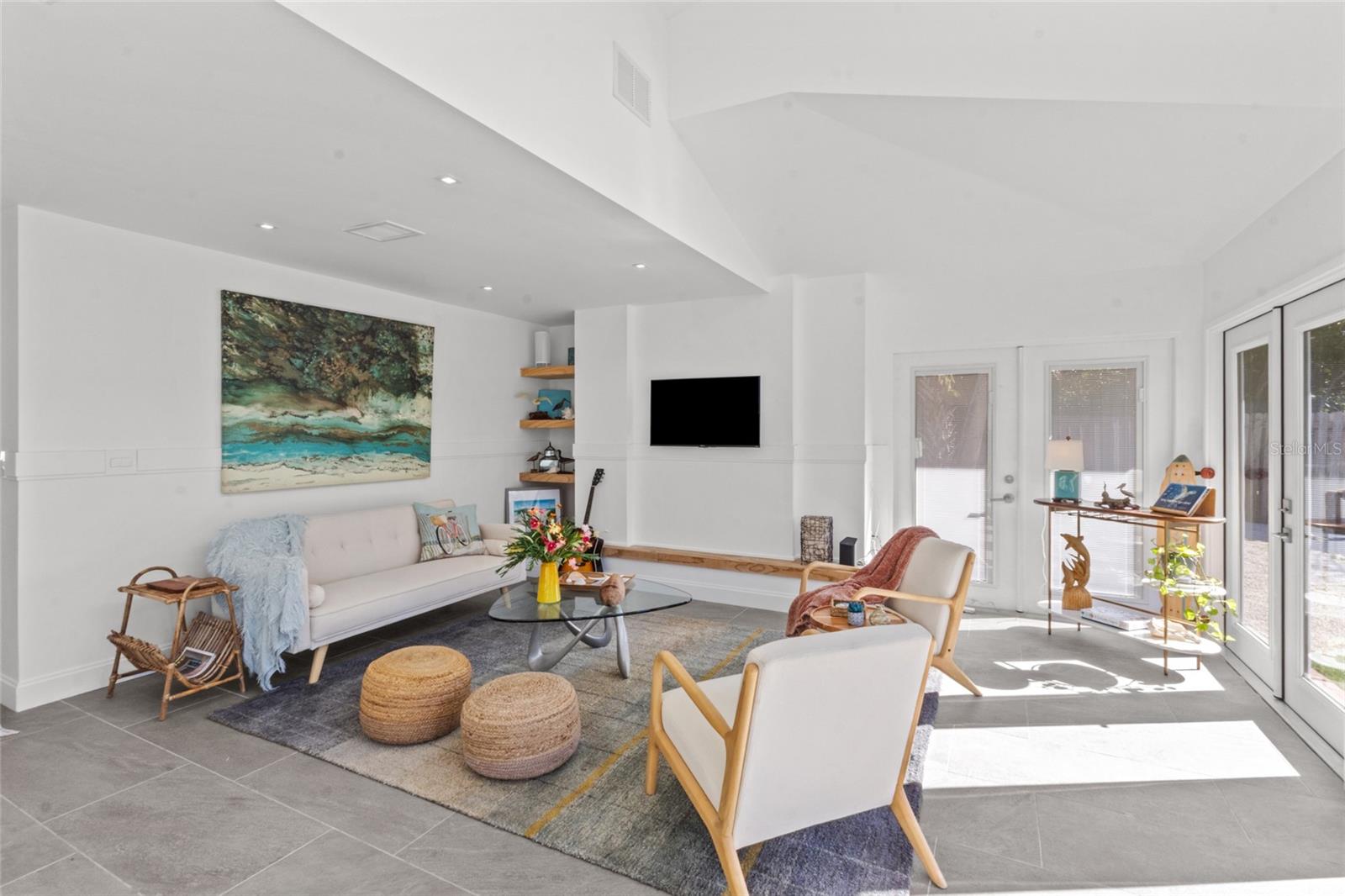 624 Saint Judes, Longboat Key, FL 34228