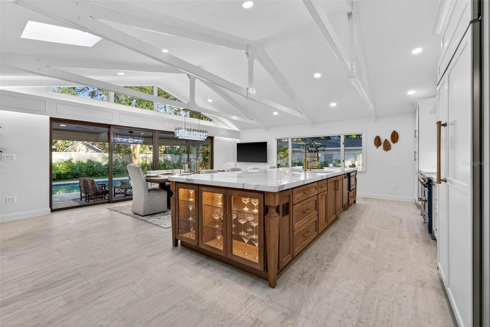 1222 Brightwaters, St Petersburg, FL 33704