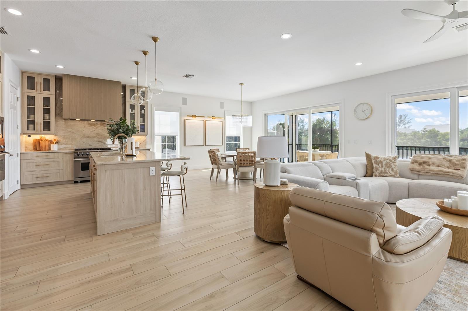 8008 Midnight Pass, Sarasota, FL 34242
