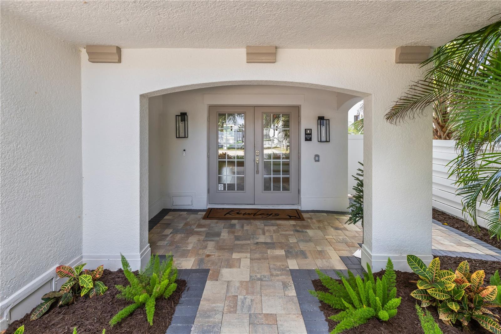 8008 Midnight Pass, Sarasota, FL 34242