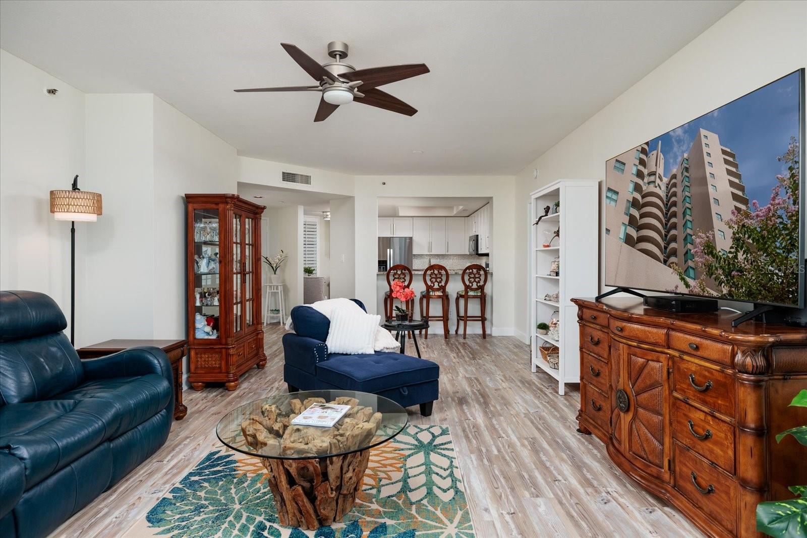 1520 Gulf Unit 1404, Clearwater Beach, FL 33767